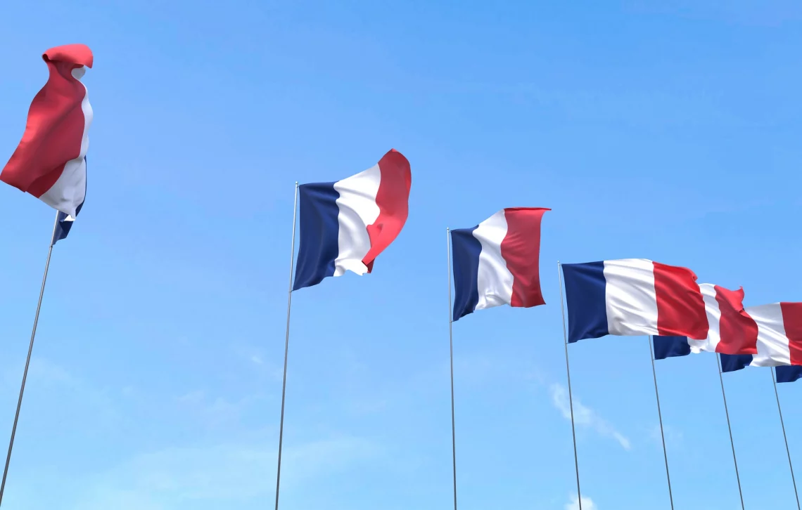 How to Move to France? A Guide to the Most Important Formalities